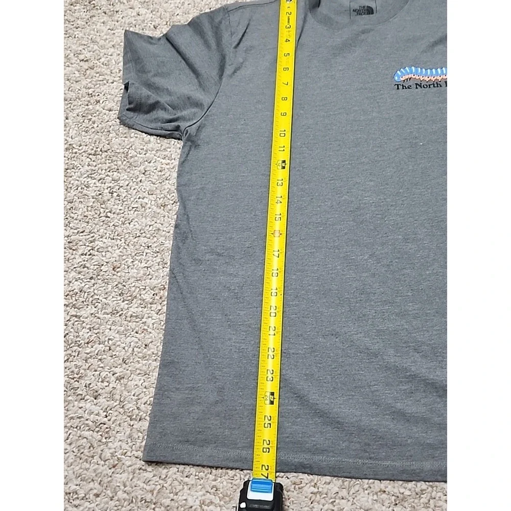The North Face Support Your Local Campground Trail Hiking Gray‎ Men's Size M
